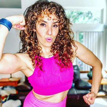 CurlyBrooke from California,United States